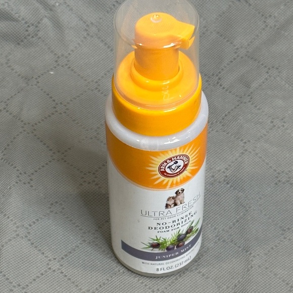 Ultra Fresh Dog No-Rinse Deodorizing Foam for Dogs in Juniper Mint Scent Natural - Picture 8 of 8